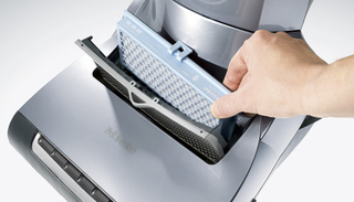 Illustration for article titled Transforming Miele S7 Vacuum Cleaner Can Probably Fly Too